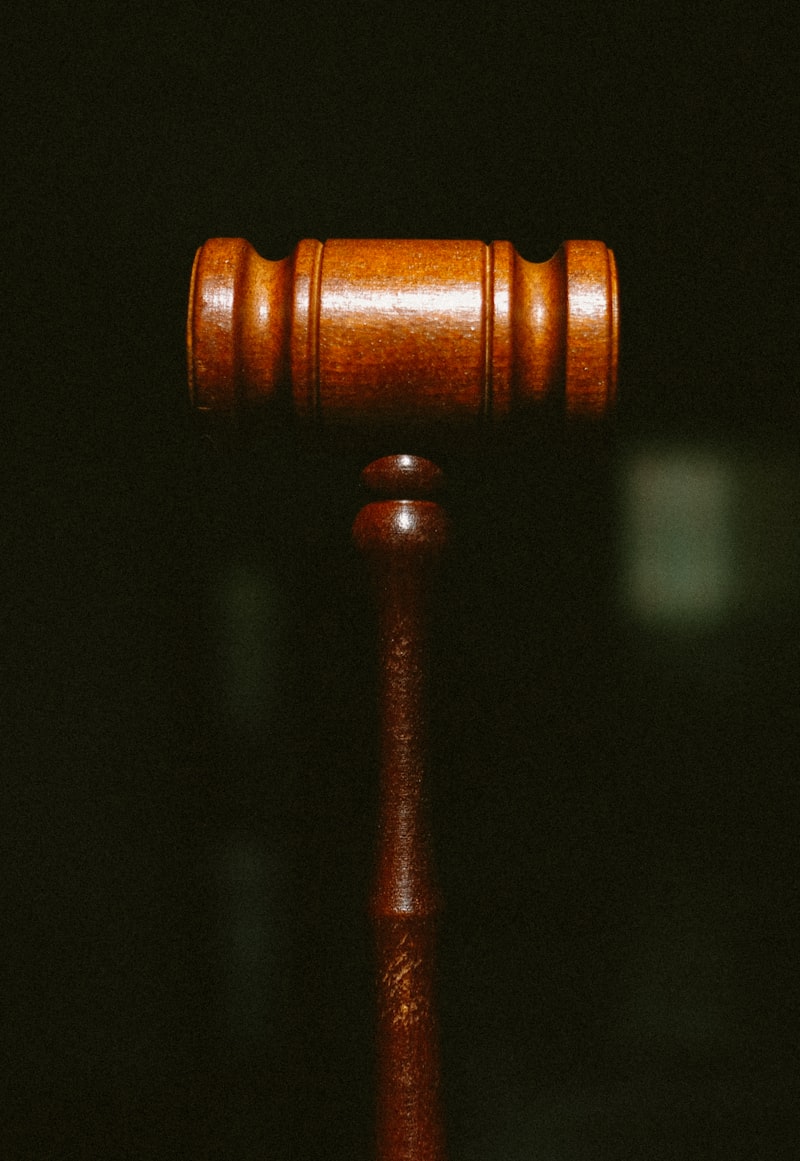 İnsan Hakları ve Uluslararası Adalet: Savaş Suçları ve İnsanlığa Karşı Suçlar